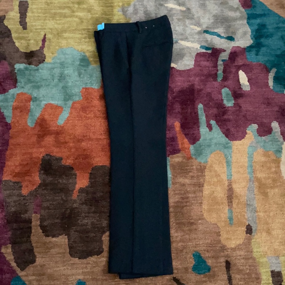 Ann Taylor Petite Black Trousers. 00P